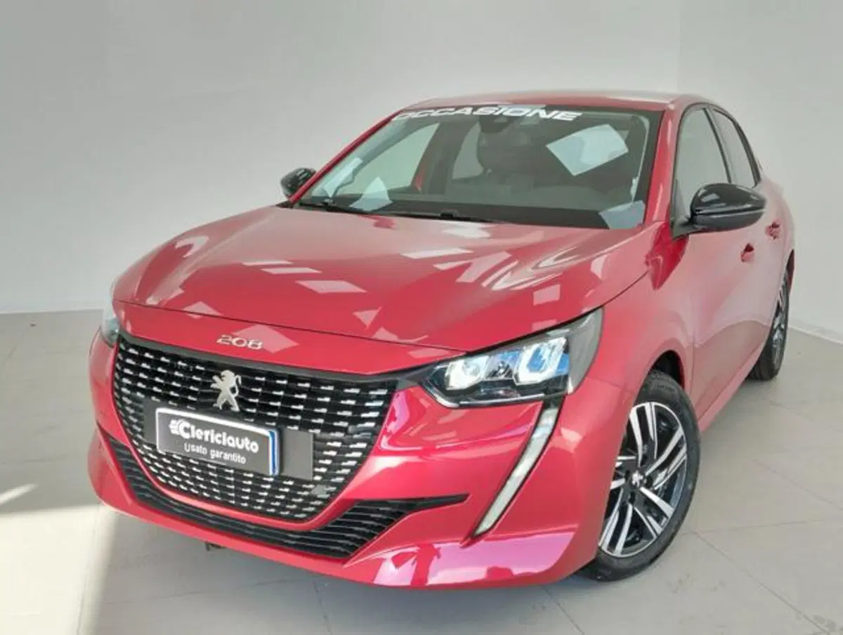 Peugeot 208 usata a Como