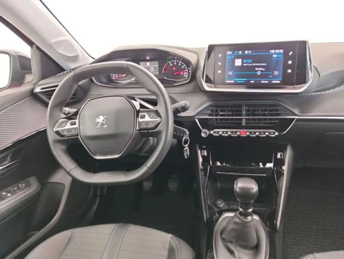Peugeot 208 usata a Como (10)