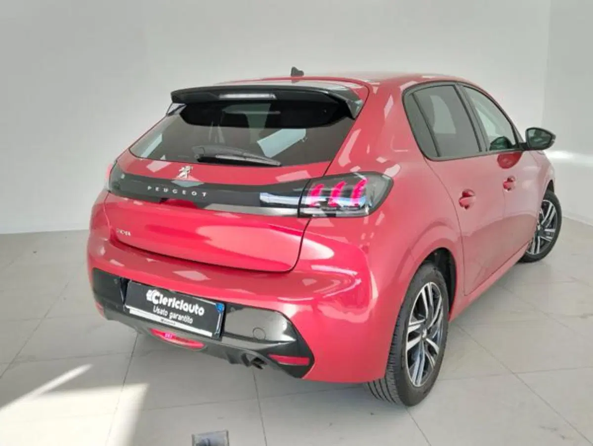 Peugeot 208 usata a Como (2)