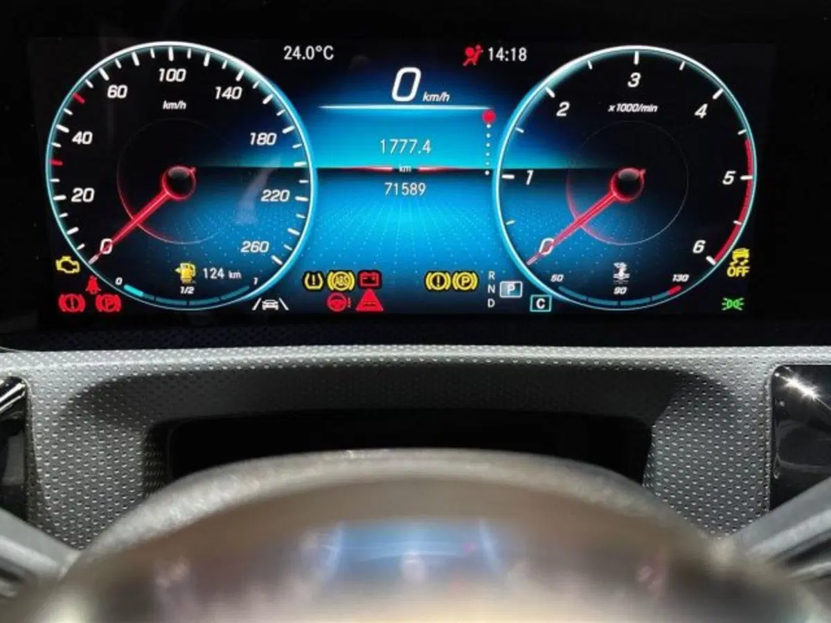 Mercedes-Benz CLA Shooting Brake usata a Bologna (13)