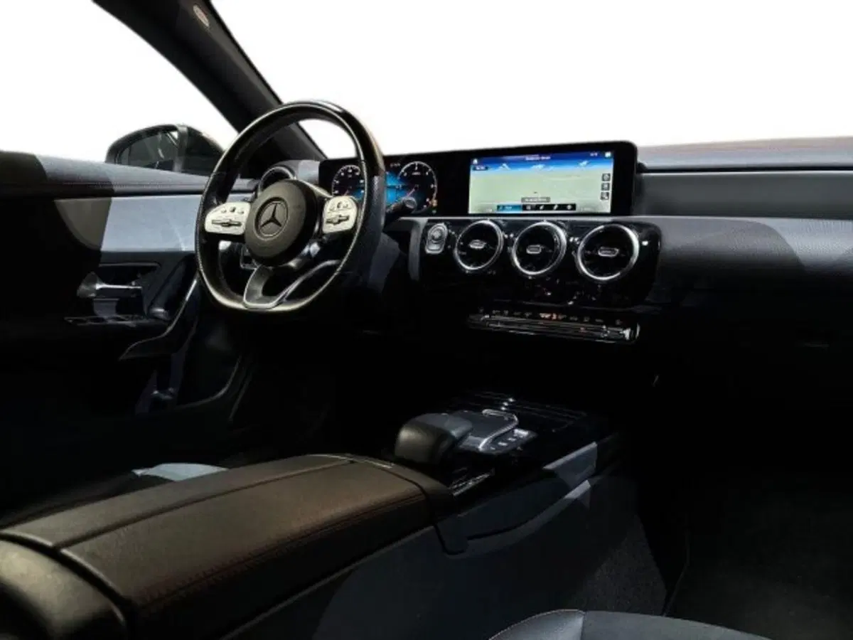 Mercedes-Benz CLA Shooting Brake usata a Bologna (15)
