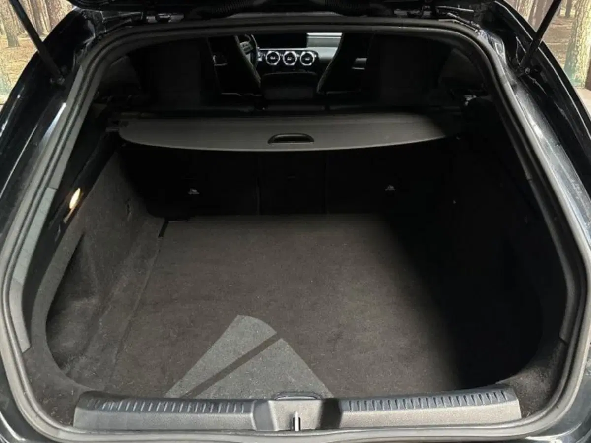 Mercedes-Benz CLA Shooting Brake usata a Bologna (8)