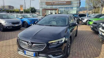 Opel Insignia Station Wagon 2.0 BiTurbo CDTI S&amp;S AWD aut. Country T. Exclusive del 2018 usata a Savona