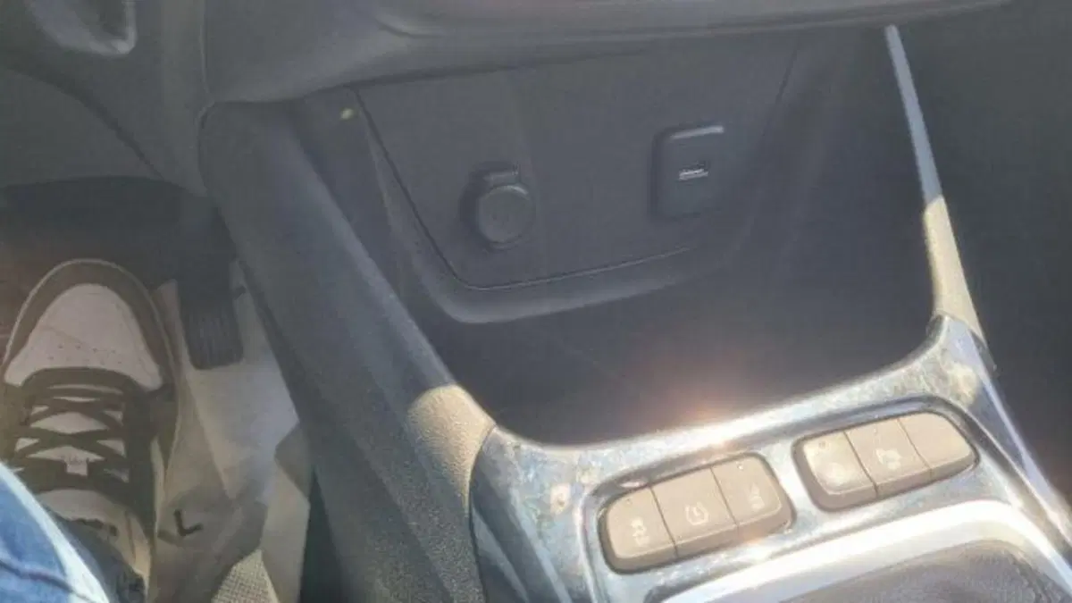 Opel Crossland usata a Savona (11)