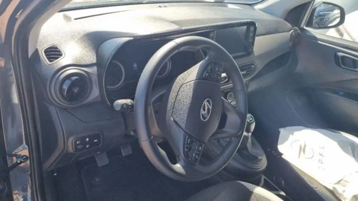 Hyundai i10 usata a Savona (7)