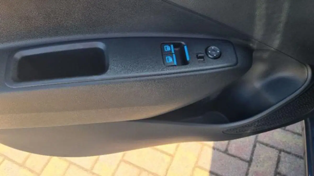 Hyundai i10 usata a Savona (9)