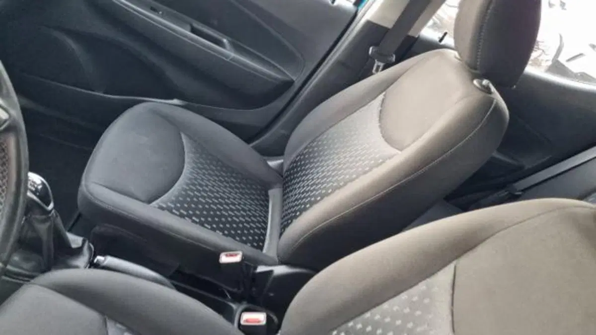 Opel Karl usata a Savona (12)