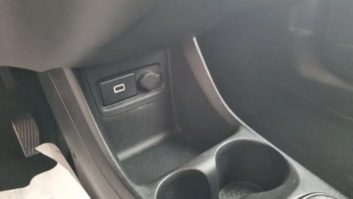 Opel Karl usata a Savona (16)
