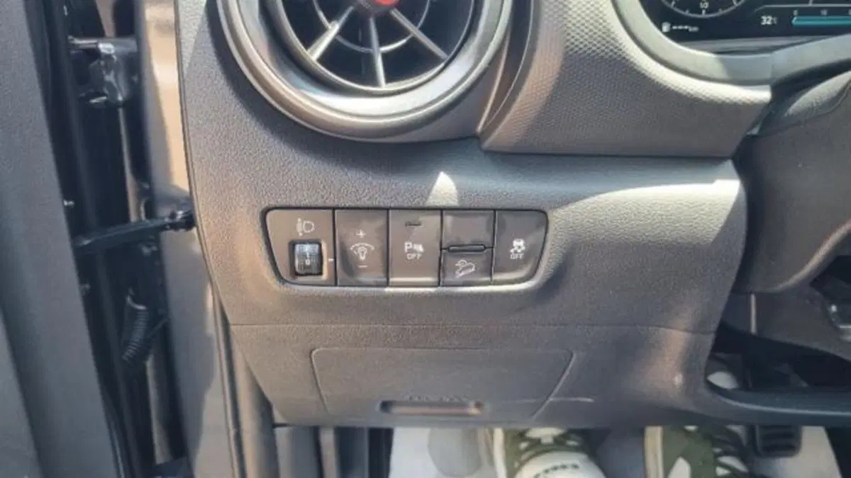 Hyundai Kona usata a Savona (13)