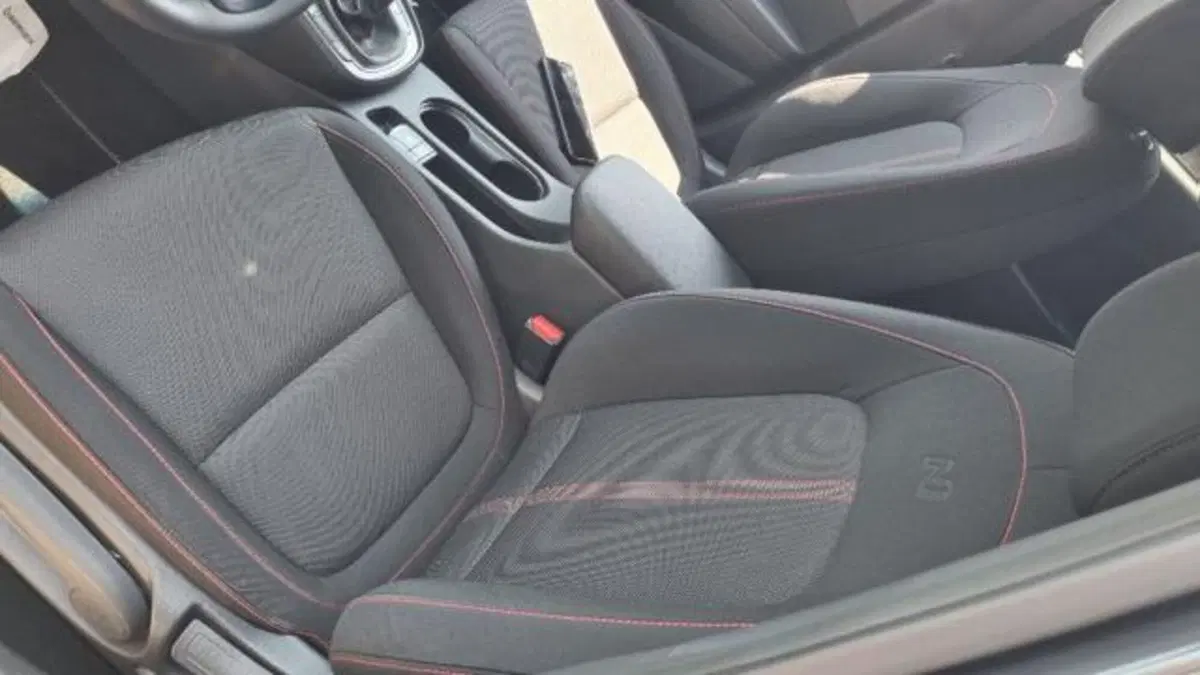 Hyundai Kona usata a Savona (14)