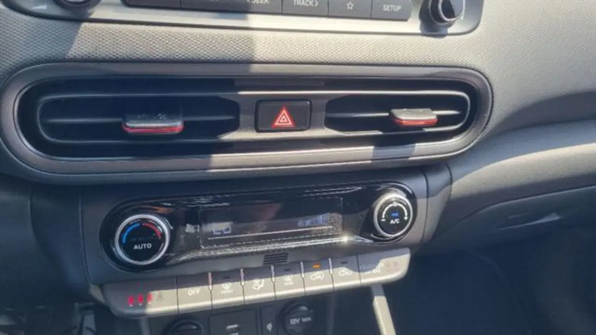 Hyundai Kona usata a Savona (6)