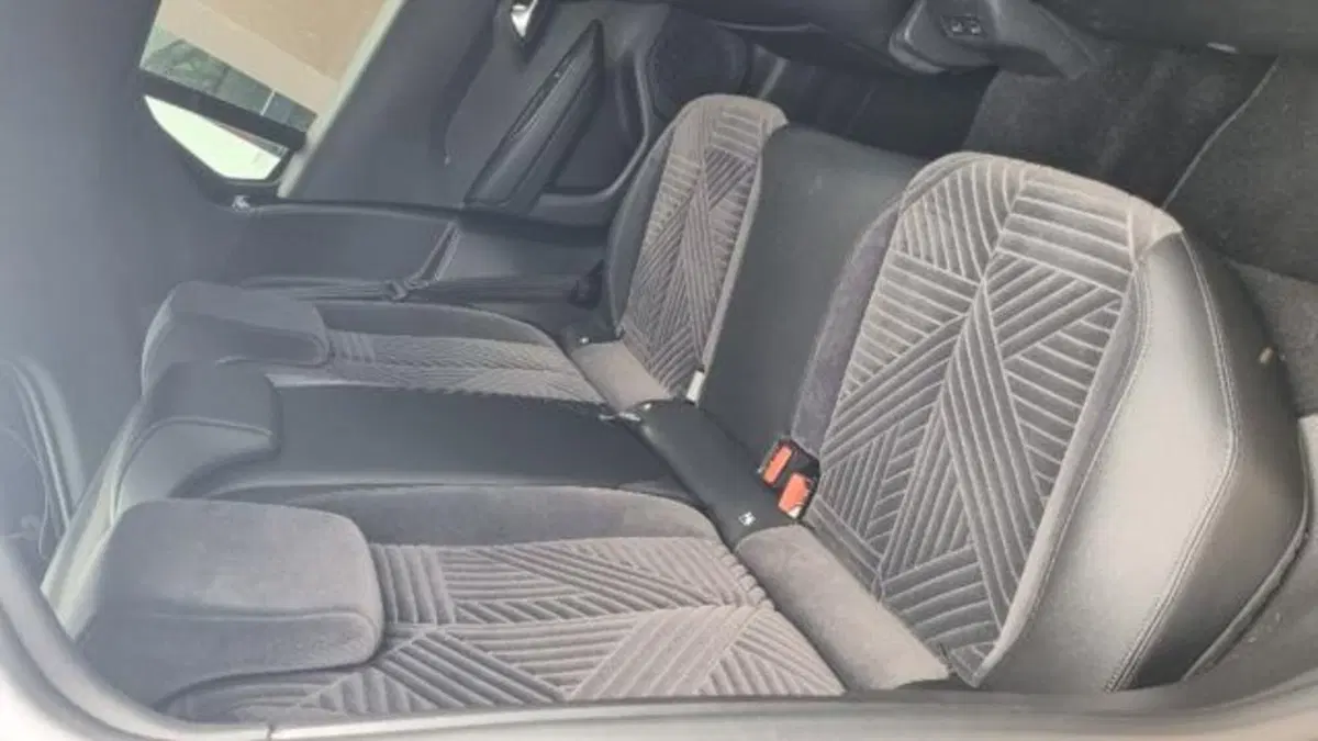 Lancia Ypsilon usata a Savona (10)