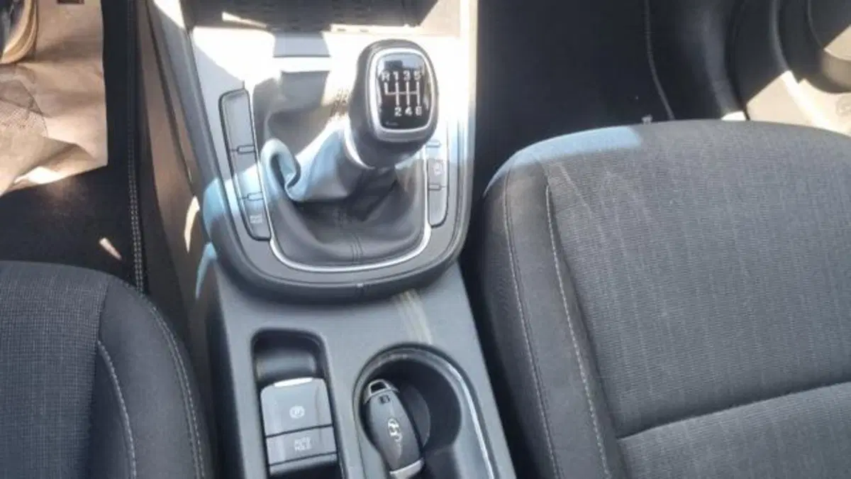 Hyundai Kona usata a Savona (13)