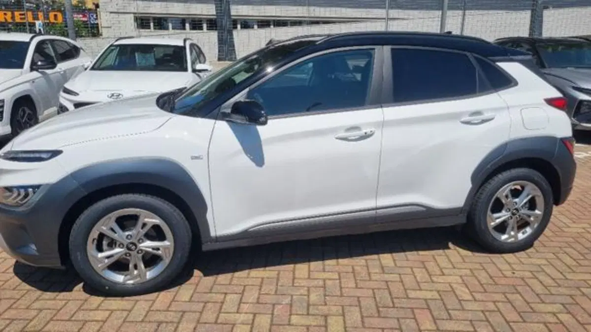 Hyundai Kona usata a Savona (4)