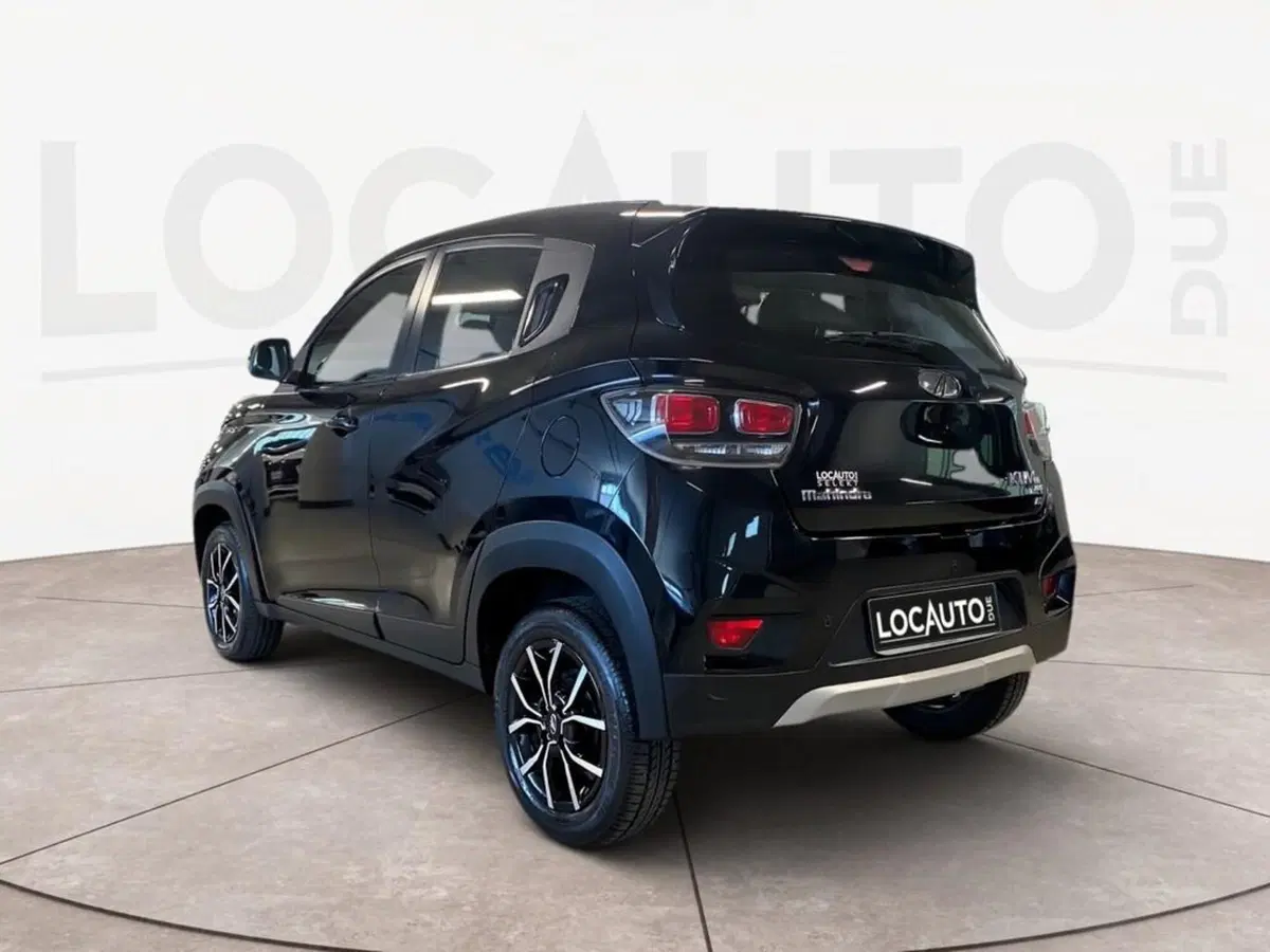 Mahindra KUV100 usata a Torino (5)