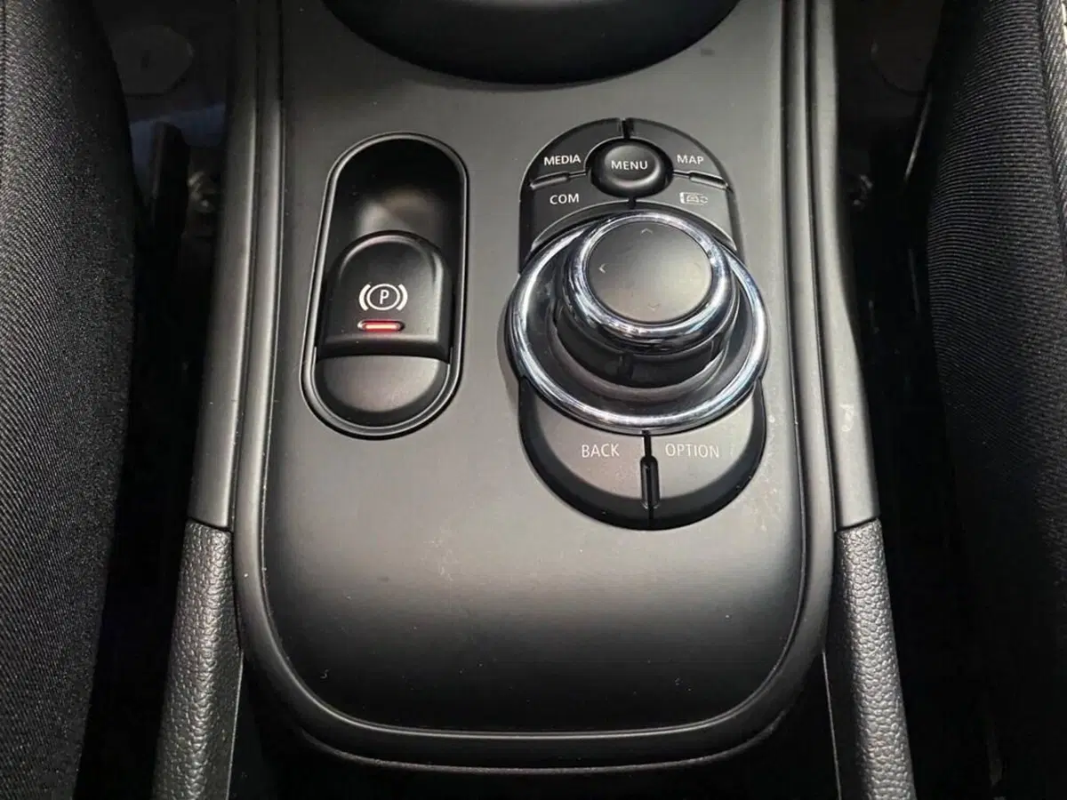 MINI Mini Countryman usata a Torino (13)