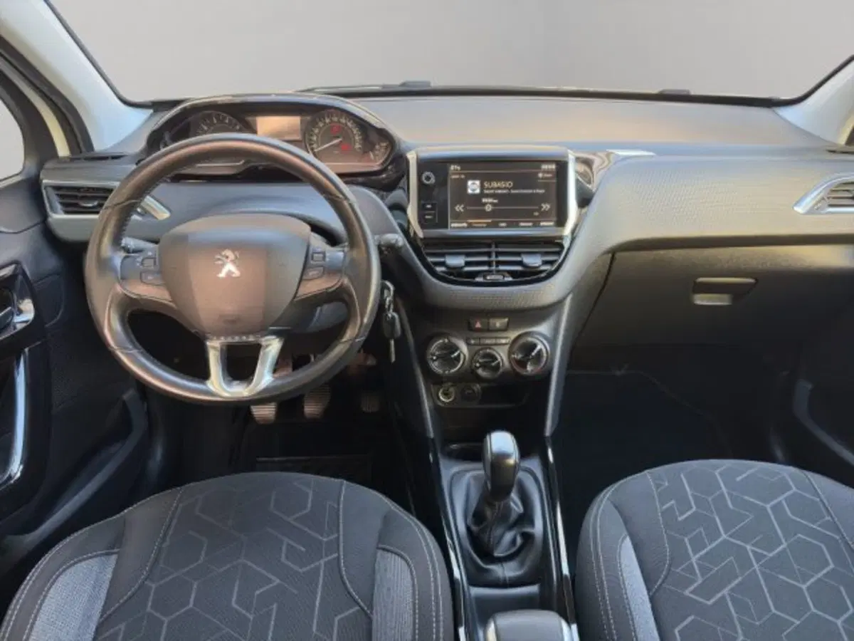 Peugeot 2008 usata a Perugia (11)