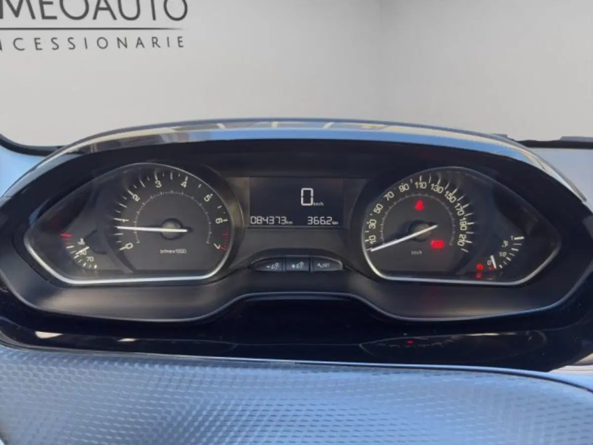 Peugeot 2008 usata a Perugia (13)