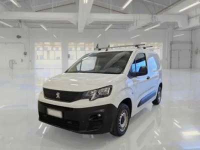 Peugeot Partner Furgone 1.5 bluehdi 100cv S&amp;S L1 del 2021 usata a Castenaso