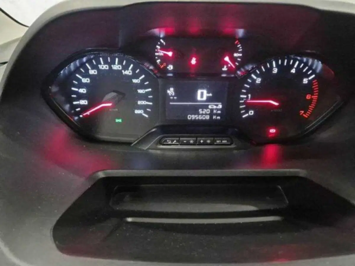 Peugeot Partner Furgone usata a Bologna (9)