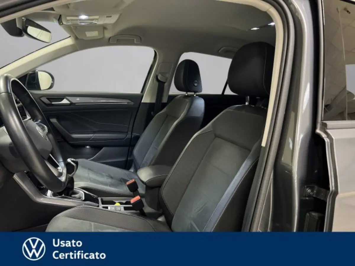 Volkswagen T-Roc usata a Vicenza (13)