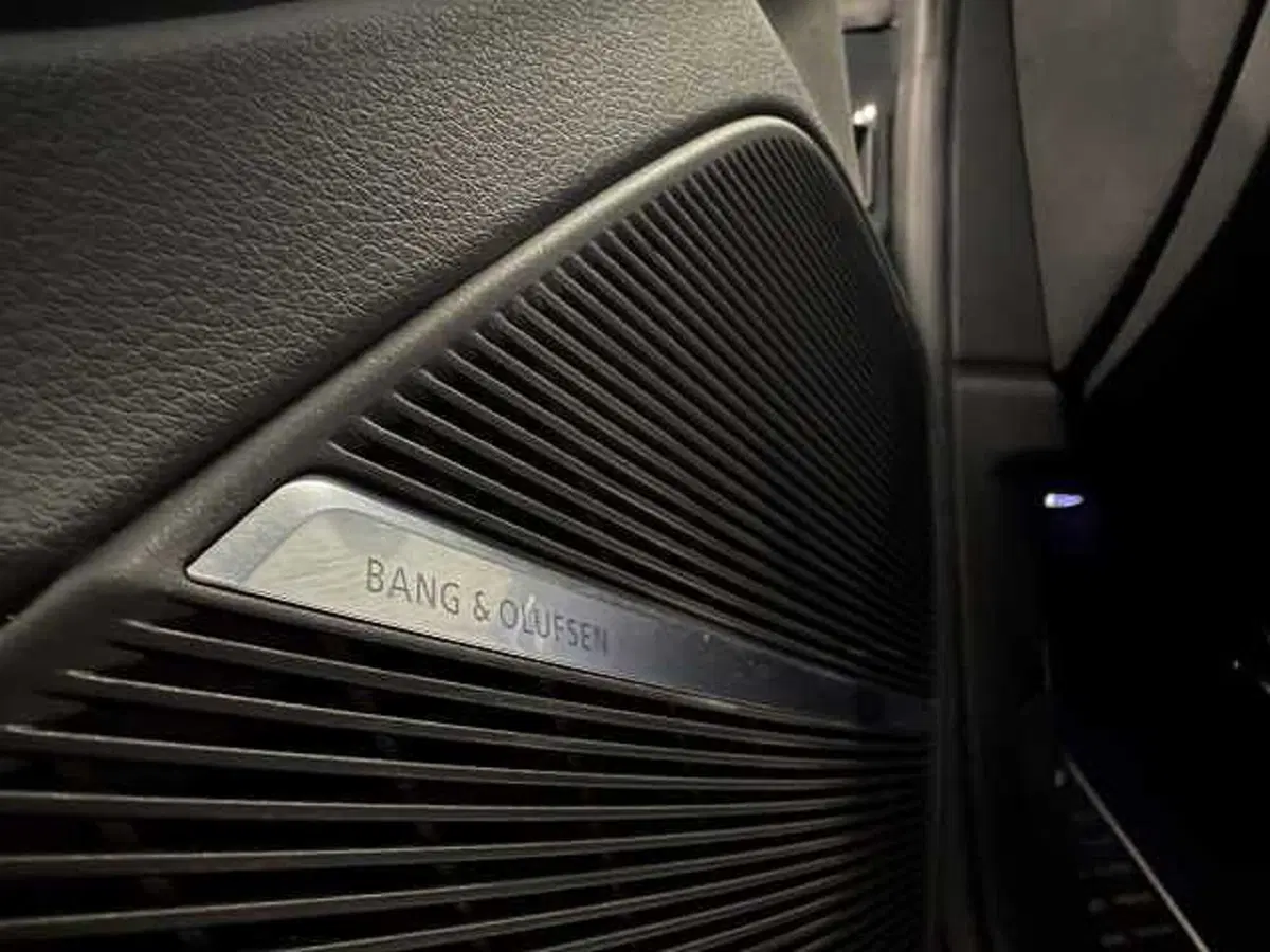 Audi SQ8 usata a Genova (14)