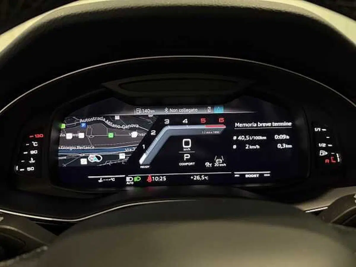 Audi SQ8 usata a Genova (15)