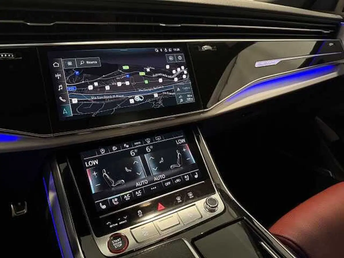 Audi SQ8 usata a Genova (17)