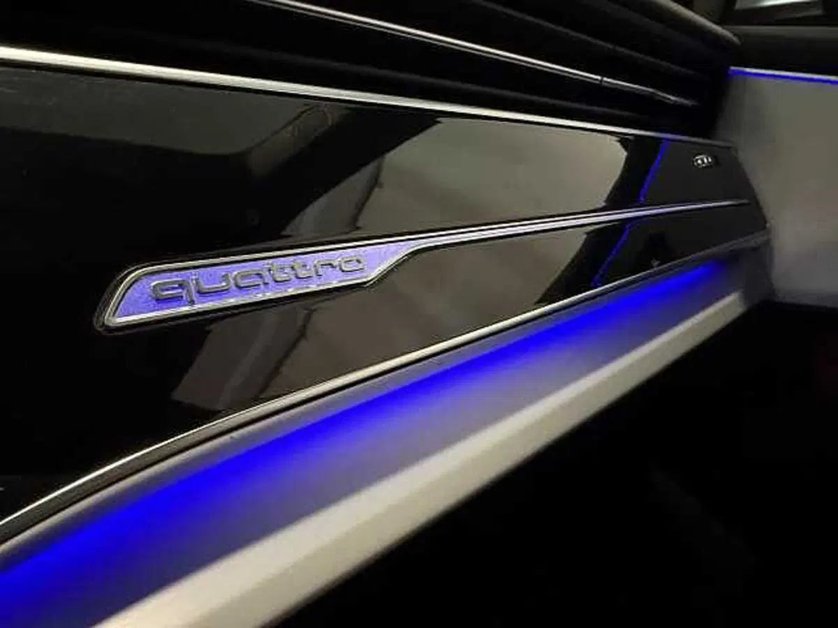 Audi SQ8 usata a Genova (18)