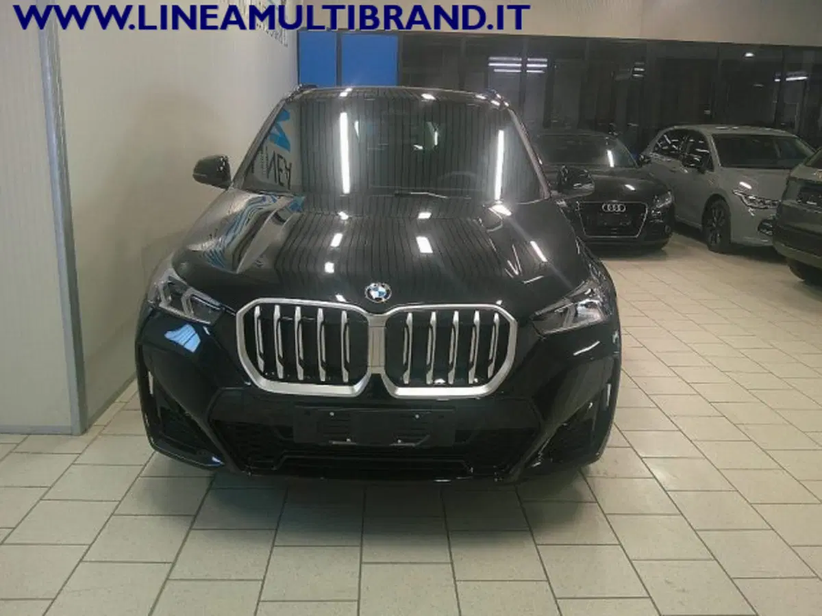 BMW X1 nuova a Piacenza (13)