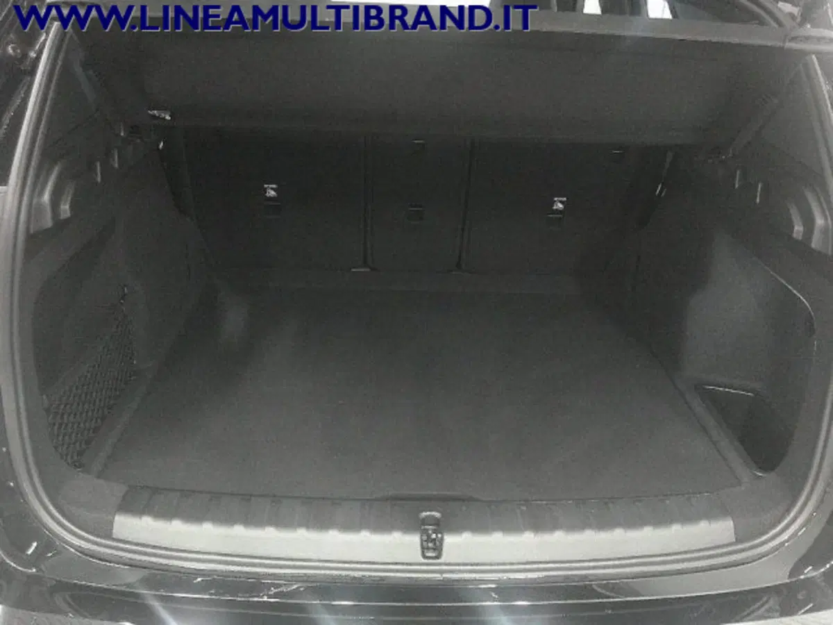 BMW X1 nuova a Piacenza (17)