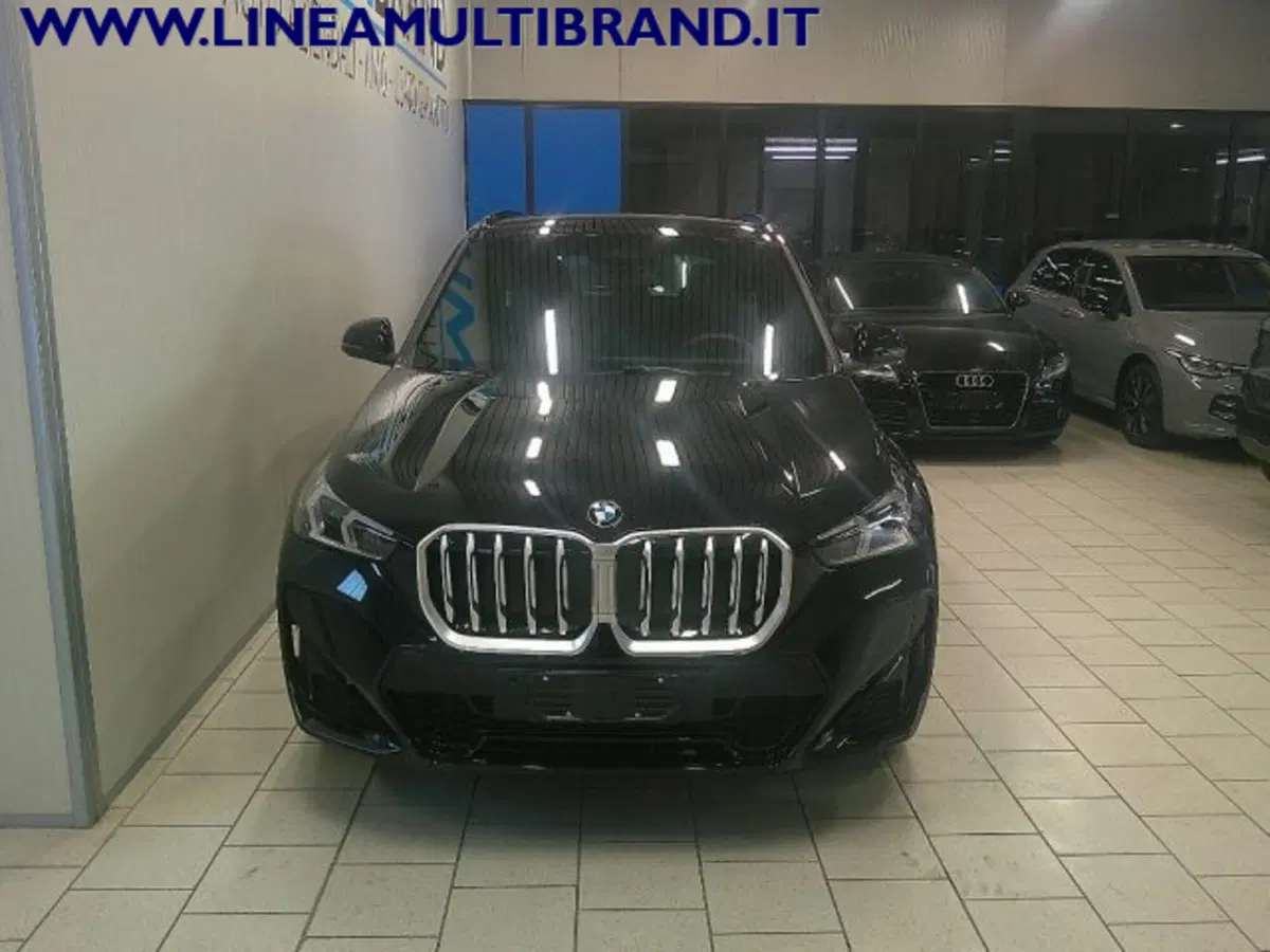 BMW X1 nuova a Piacenza (7)
