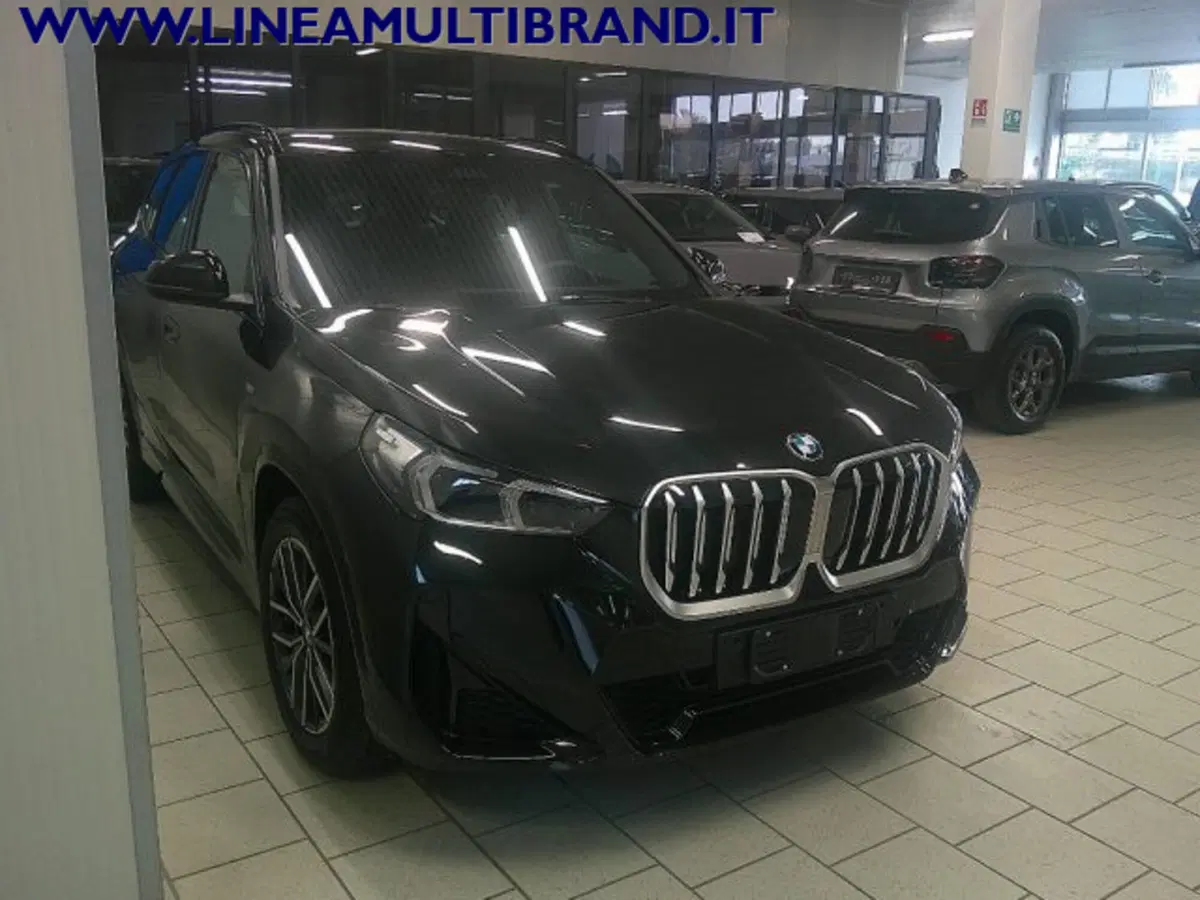 BMW X1 nuova a Piacenza (9)