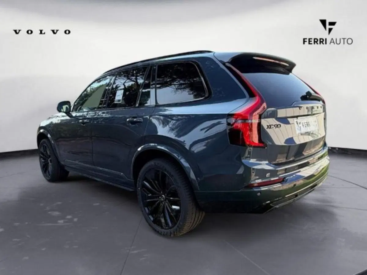 Volvo XC90 nuova a Udine (6)