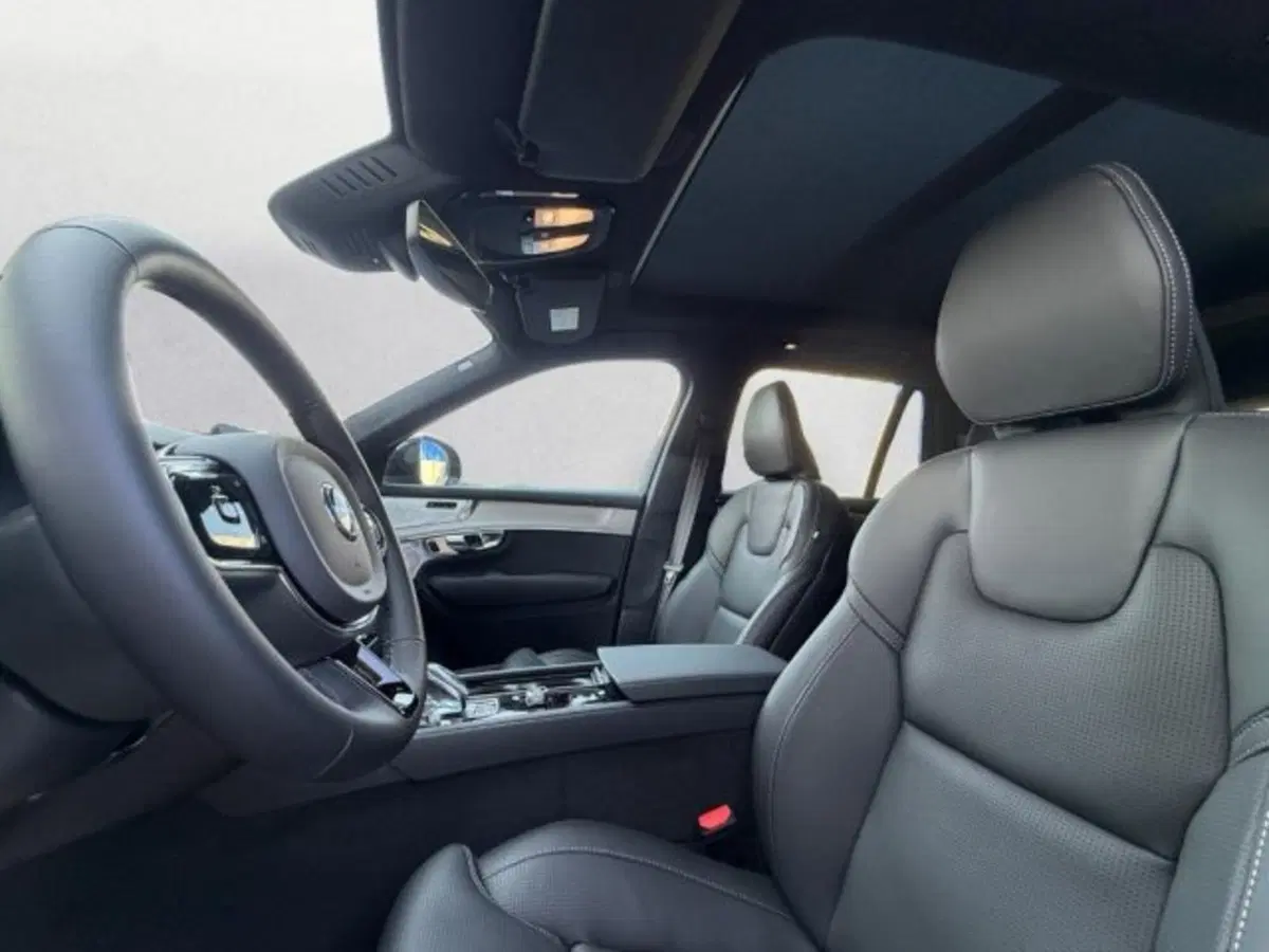 Volvo XC90 nuova a Udine (7)
