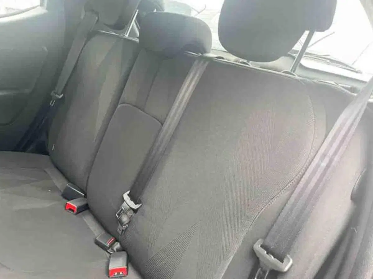Lancia Ypsilon usata a Torino (10)