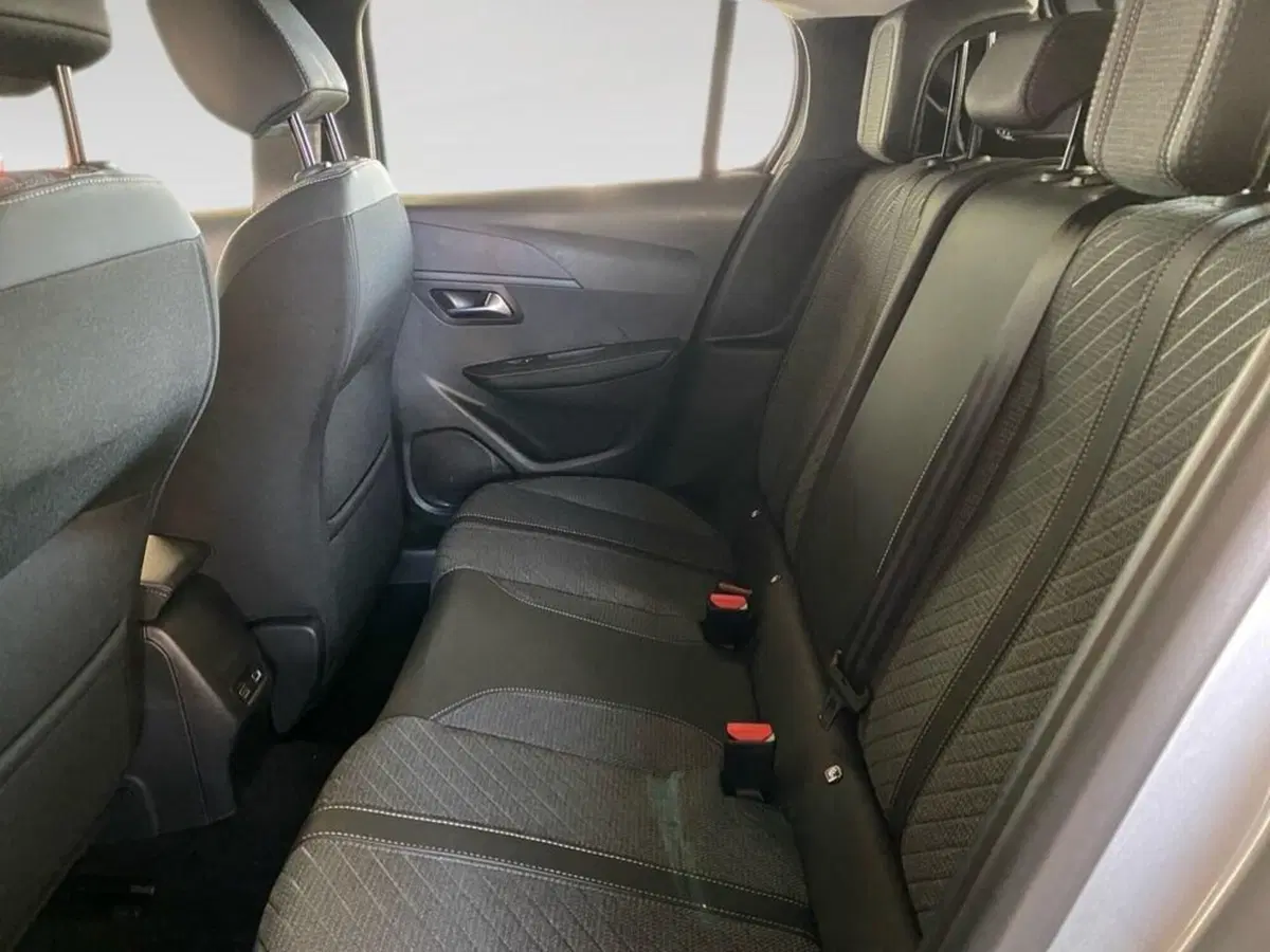 Peugeot 208 nuova a Torino (8)
