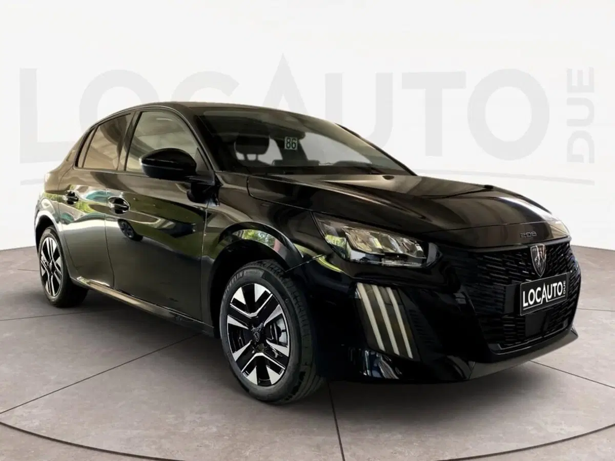 Peugeot 208 nuova a Torino (3)