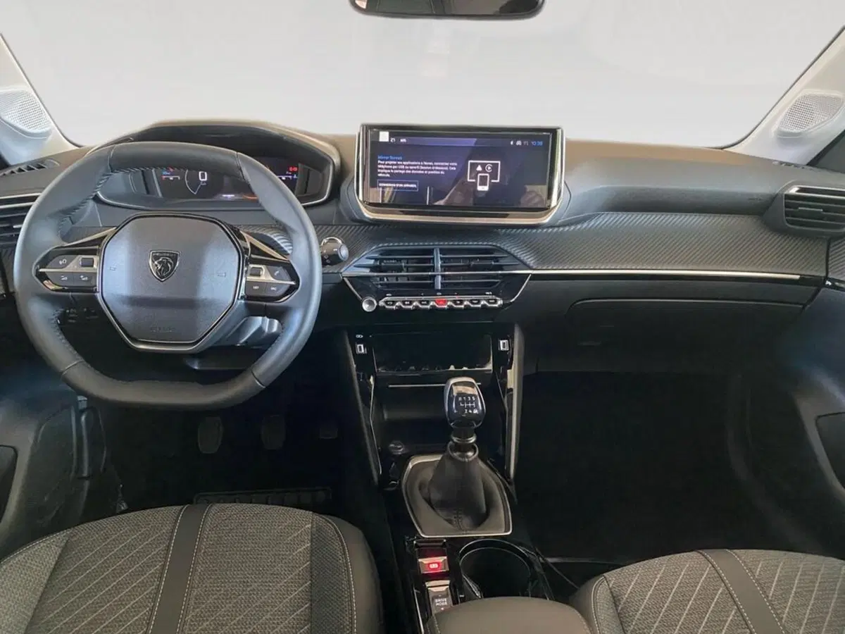 Peugeot 208 nuova a Torino (6)