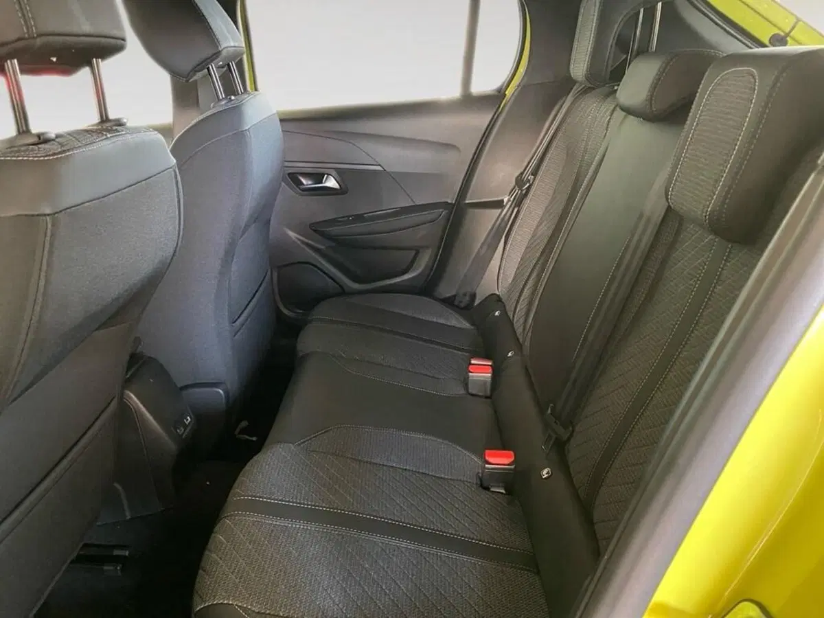 Peugeot 208 nuova a Torino (8)