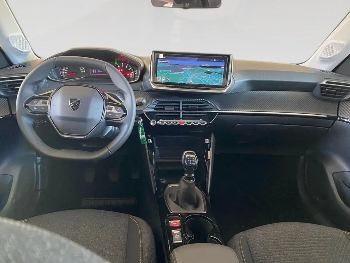 Peugeot 208 nuova a Torino (6)