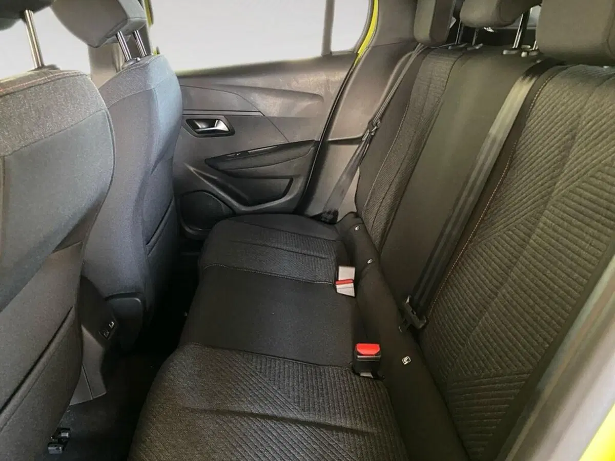 Peugeot 208 nuova a Torino (8)