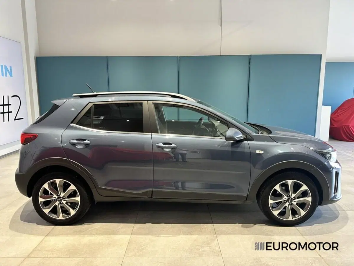 Kia Stonic usata a Bari (4)