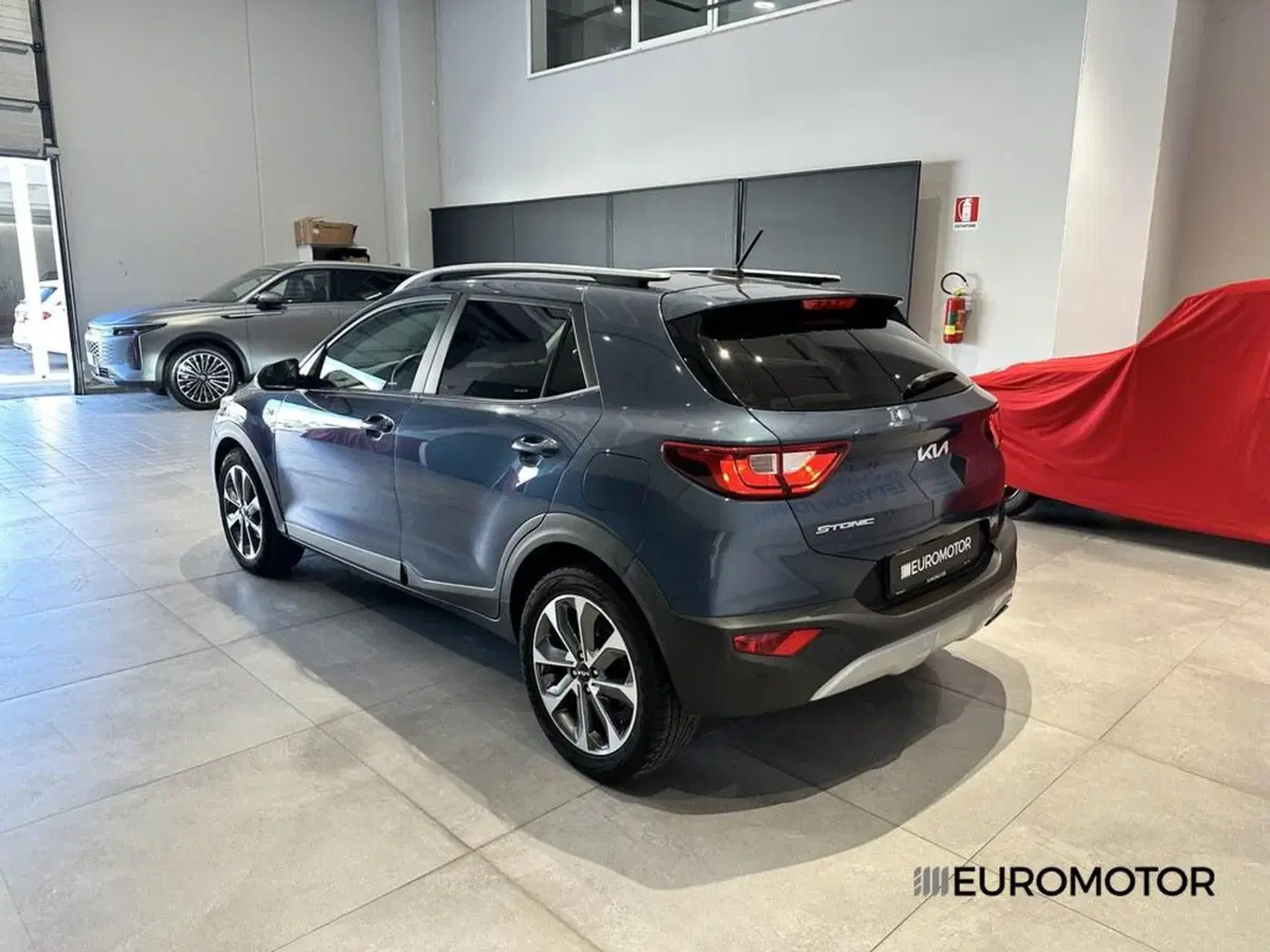 Kia Stonic usata a Bari (8)
