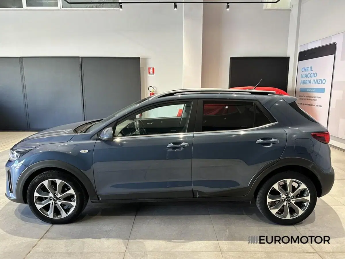Kia Stonic usata a Bari (9)
