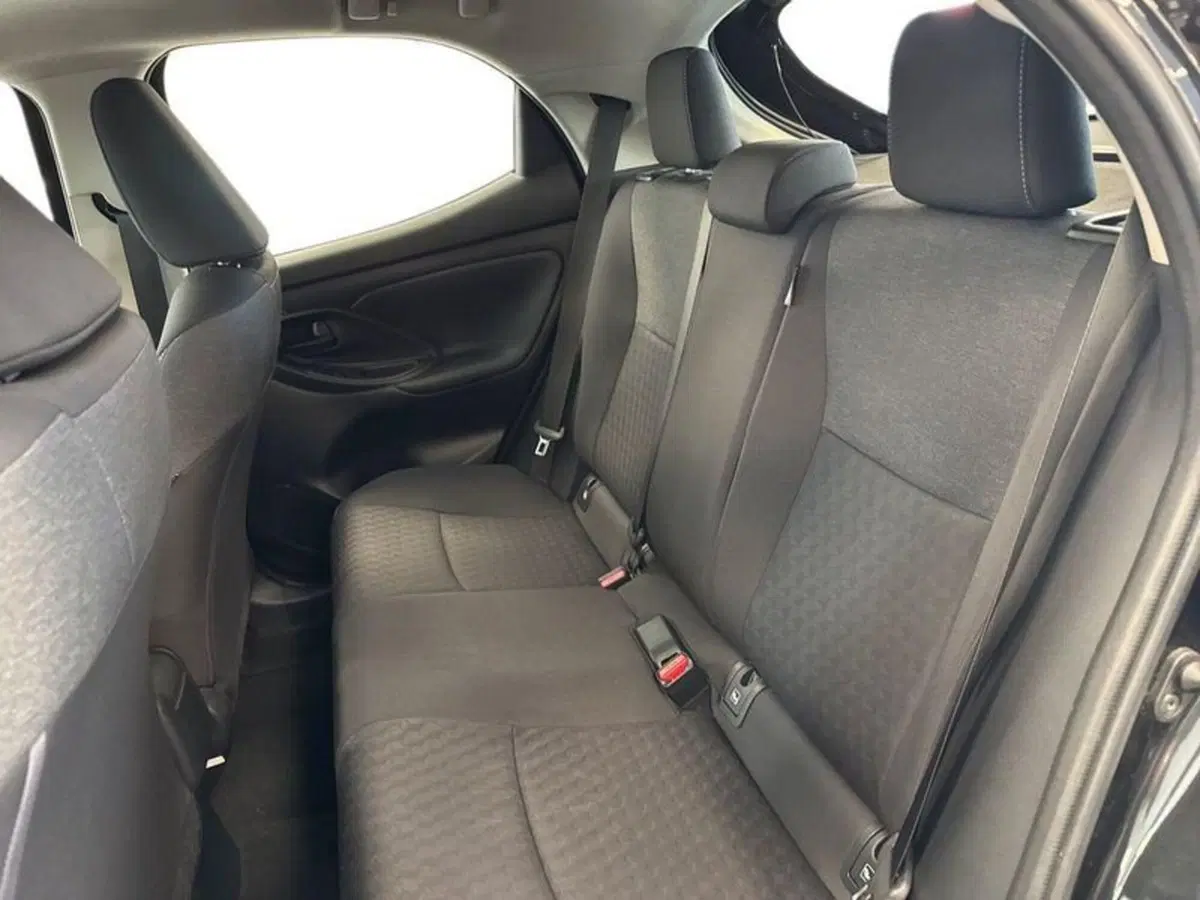 Toyota Yaris usata a Prato (12)