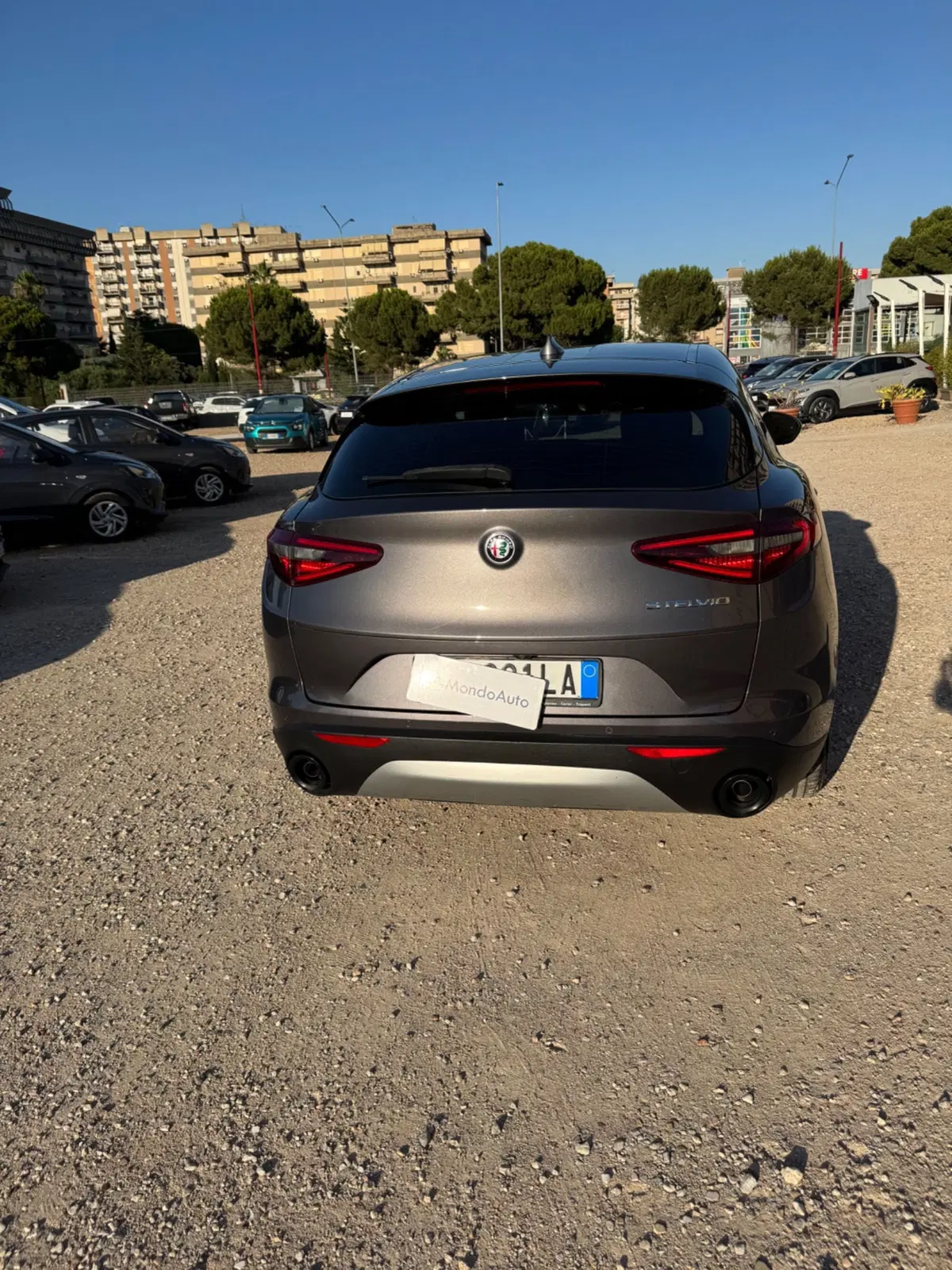 Alfa Romeo Stelvio usata a Palermo (3)