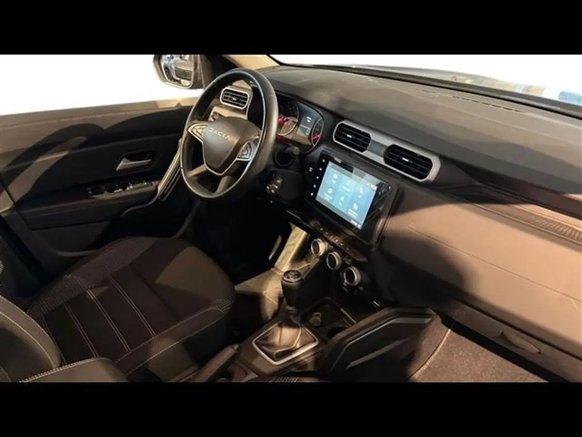 Dacia Duster usata a Firenze (11)
