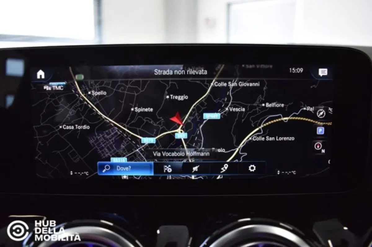 Mercedes-Benz GLA SUV usata a Perugia (14)