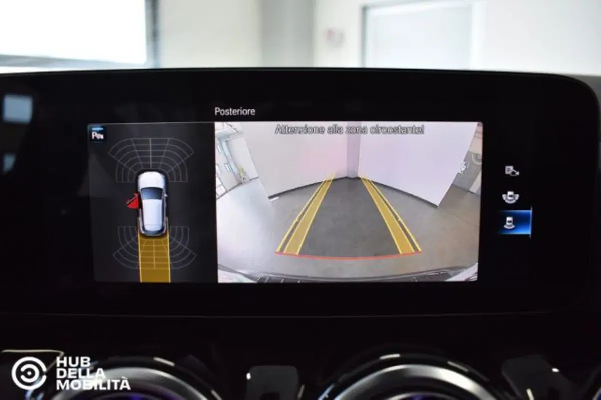 Mercedes-Benz GLA SUV usata a Perugia (15)